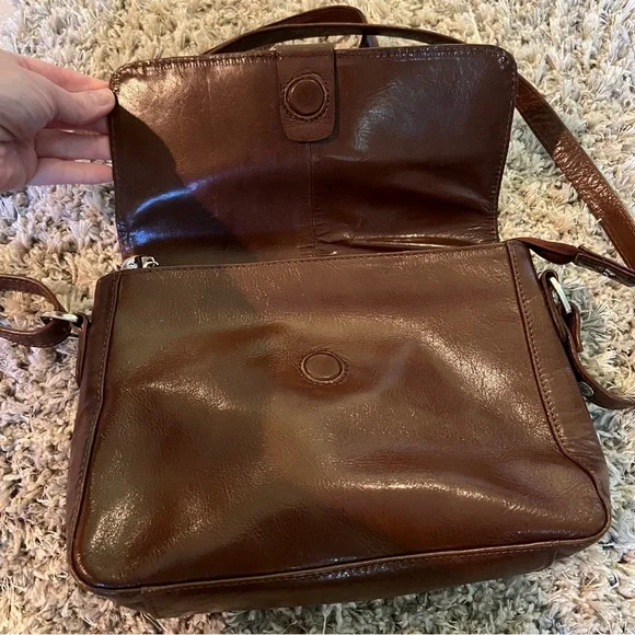 Ashwood Brown Leather Crossbody Bag Heavy Metal Hardware - Picture 2 of 10